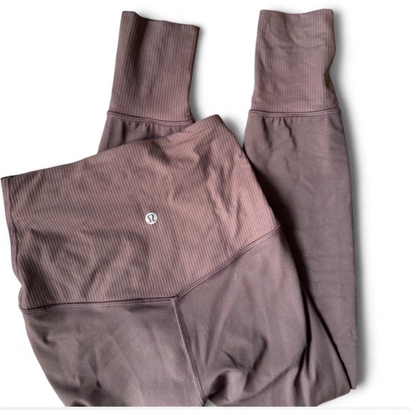 lululemon Align Super-High-Rise Ribbed-Trim Tight 28" - Picture 2 of 4